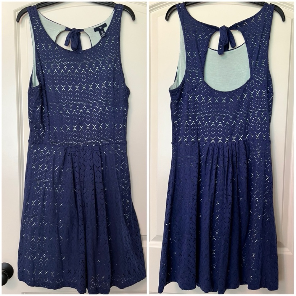 GAP Navy Dress w/ Keyhole Back